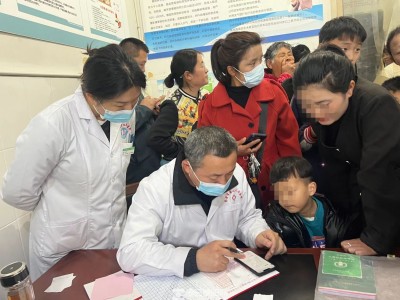 泉阳镇中心卫生院携手界首市人民医院，为儿童健康生长保驾护航