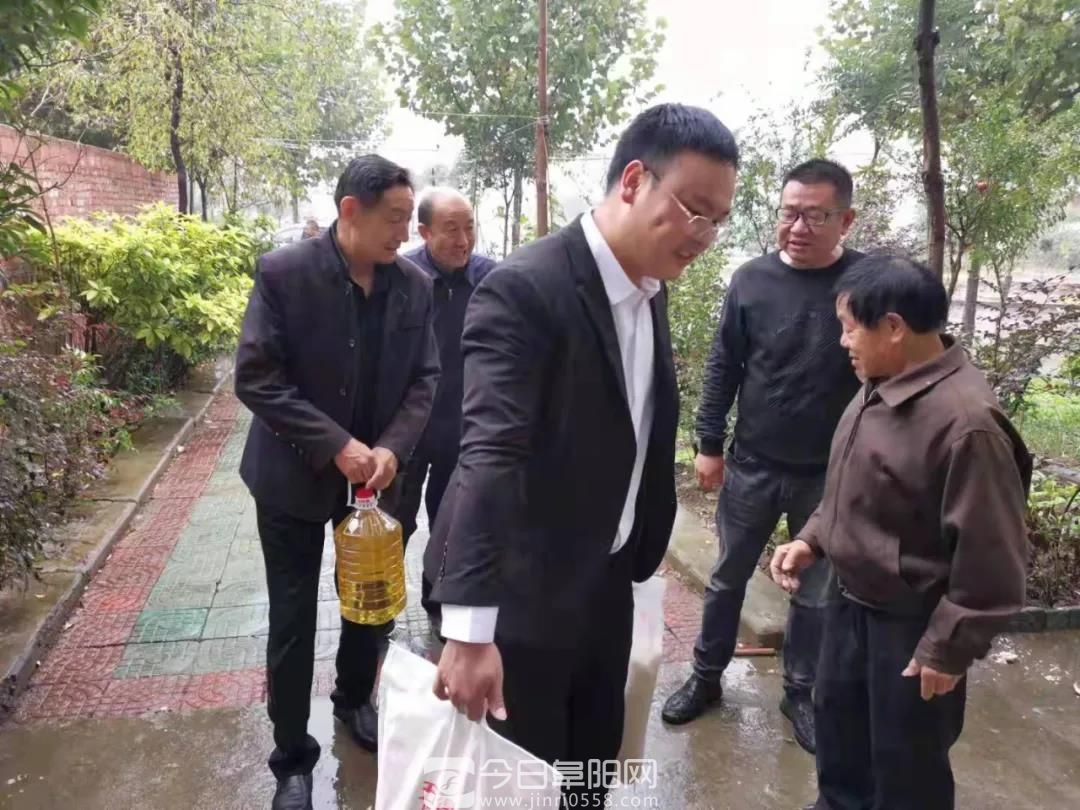 九九重阳节 浓浓孝老情 源健9福走进敬老院开展慰问活动 九九重阳节 浓浓孝老情 源健9福走进敬老院开展慰问活动