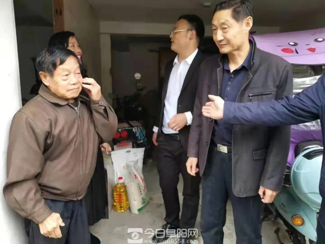 九九重阳节 浓浓孝老情 源健9福走进敬老院开展慰问活动 九九重阳节 浓浓孝老情 源健9福走进敬老院开展慰问活动