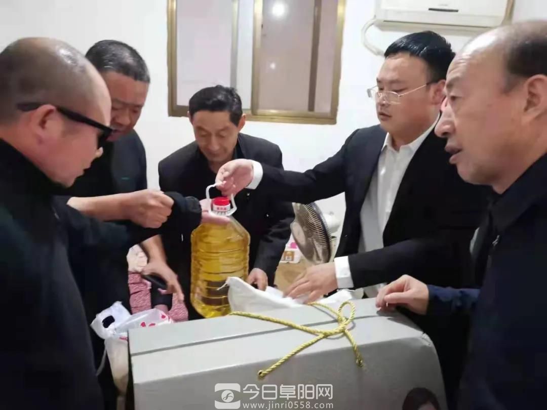 九九重阳节 浓浓孝老情 源健9福走进敬老院开展慰问活动 九九重阳节 浓浓孝老情 源健9福走进敬老院开展慰问活动